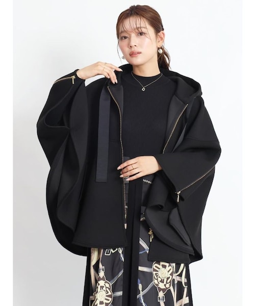 美品【keep my closet】ダンボールニット袖フレアコート　 黒 絶妙なフレアシルエットが美しい！ダンボールニットフレア