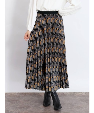 とろみプリーツスカート