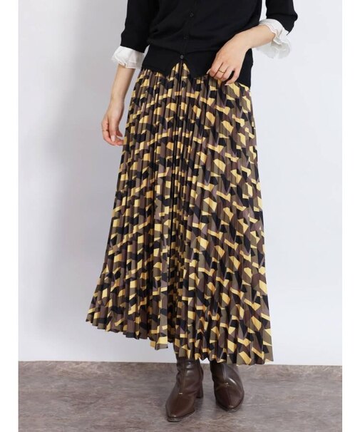 とろみプリーツスカート