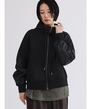 ギャザースリーブジップアップパーカー