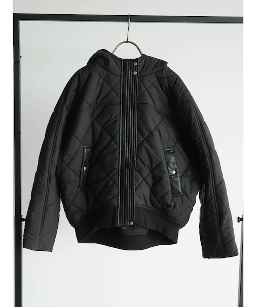 フーディーキルティングジャケット