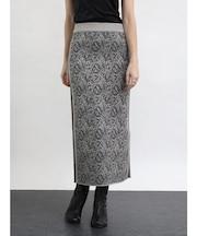 サイドスリットニットジャガードスカート