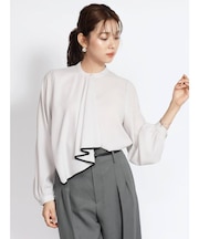 ドレープタイレイヤードブラウス