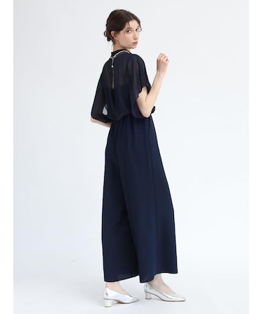 レースインオールインワン