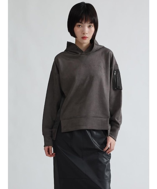 スウェードタッチフーディー