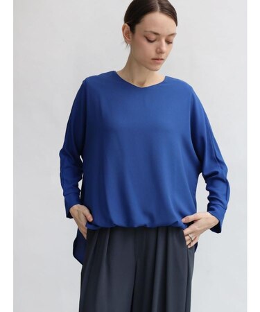 バルーンヘムVネックブラウス