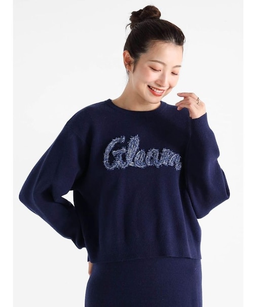 ロゴ刺繍ニット