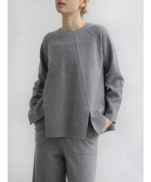 圧縮ウールフロントスリットクルーネックニット