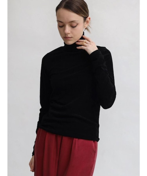 フロッキーベロアタートルネックトップス｜メドックの通販｜&mall