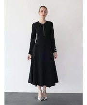 フロントジップAラインニットワンピース