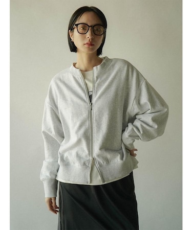 バックロゴジップアップスウェット