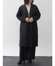 圧縮ウールノーカラーガウン