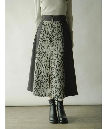 メルトンジップフレアスカート