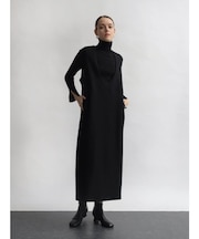 圧縮ウールUネックワンピース