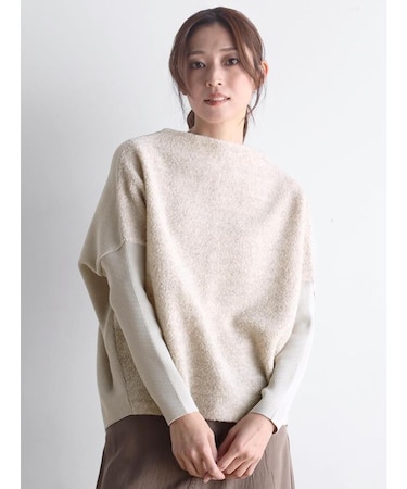 ドッキングスタイルボトルネックニット