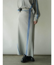 ボアスウェットバックテキスト配色ジップスカート