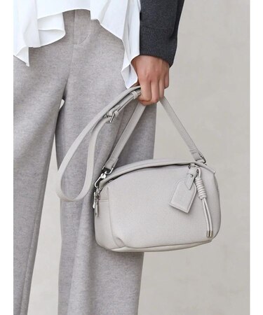 ミニマルショルダーバッグ