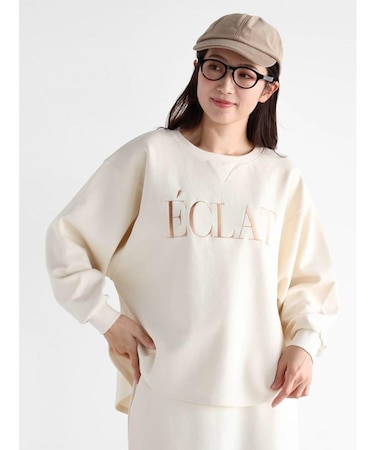 刺繍ロゴラウンドカットトレーナー