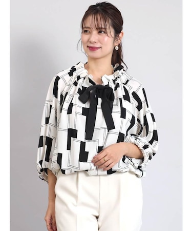 ジオメトリックギャザーカラーボリュームブラウス