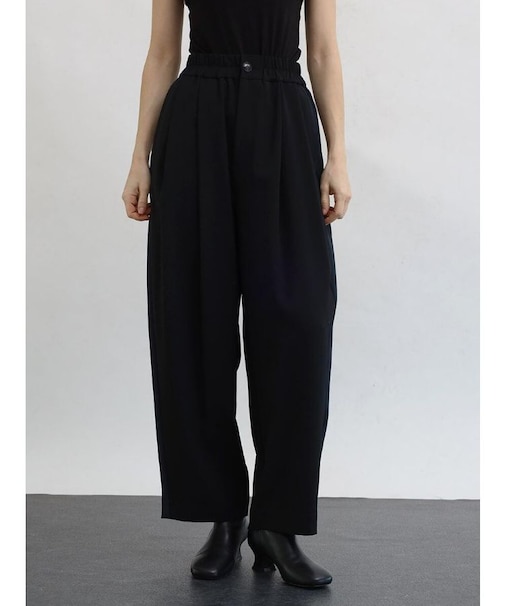 サイドラインバレルタックパンツ