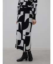 幾何学柄ジャガードニットスカート