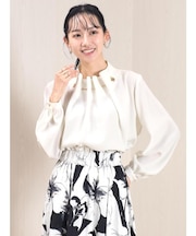 マンテルネックギャザーブラウス