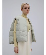 ダウンショートコクーンベスト