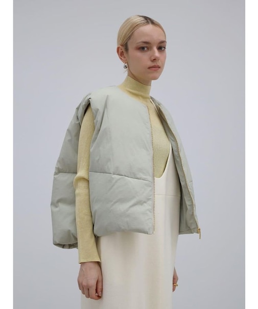 ダウンショートコクーンベスト