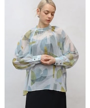 幾何柄プリントシフォンブラウス