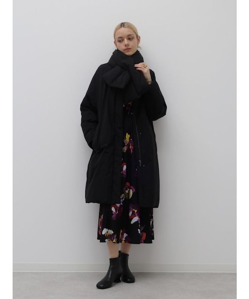 マフラー付きダウンロングコート