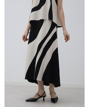 パネルデザインヘムラインスカート