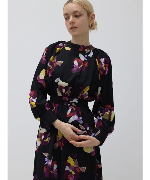 フラワーペイントロングワンピース