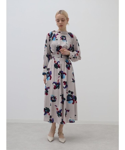 フラワーペイントロングワンピース