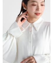 パールトリムブラウス