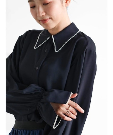 パールトリムブラウス