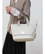 メタルモチーフボタンワッシャートート