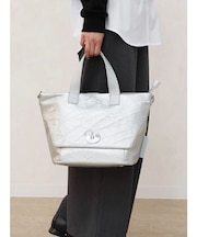 メタルモチーフボタンワッシャートート