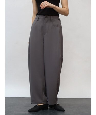 カーブラインワイドパンツ