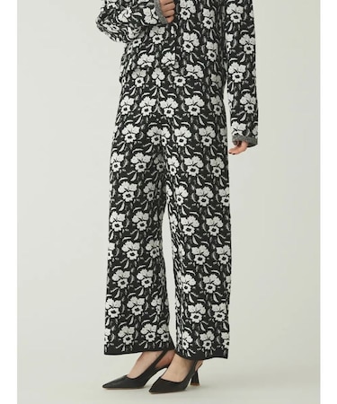 フラワーニットパンツ