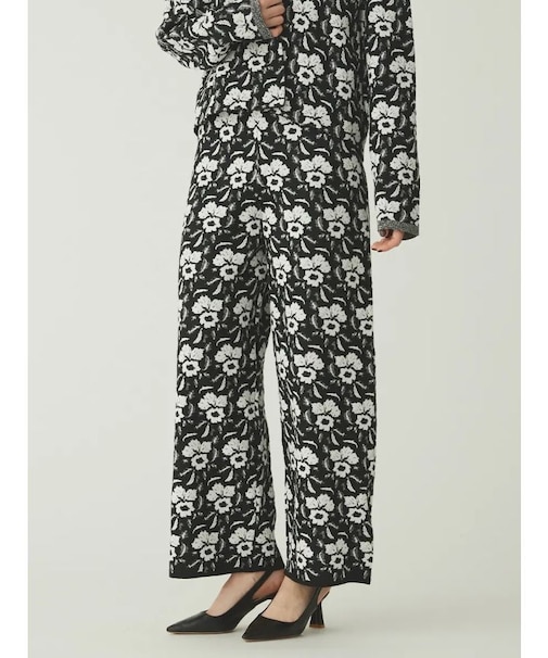 フラワーニットパンツ