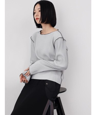 メロウ配色プリーツトップス