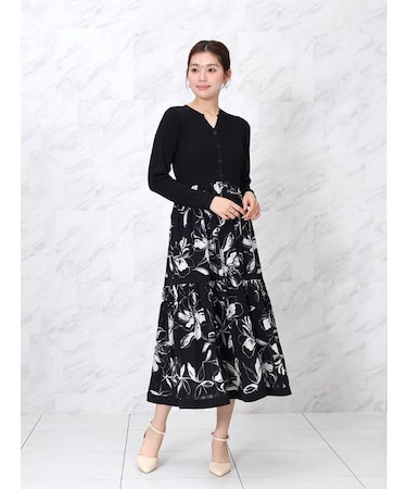 フラワープリントドッキングワンピース