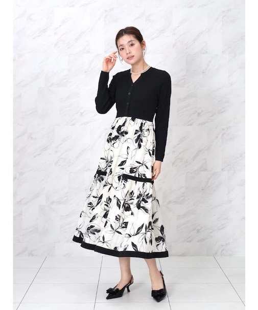 フラワープリントドッキングワンピース