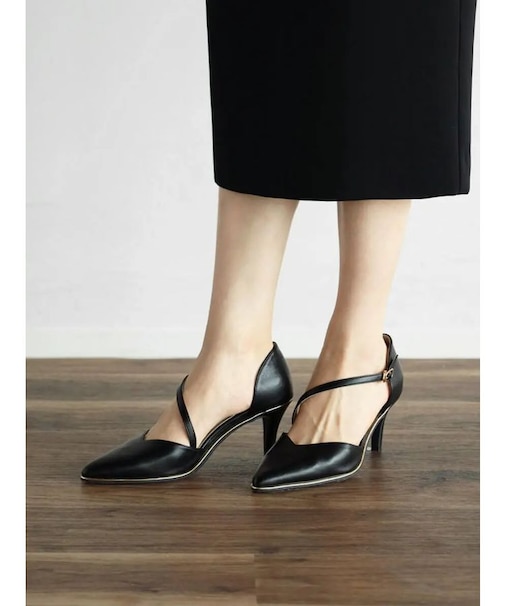 ニュアンスストラップパンプス