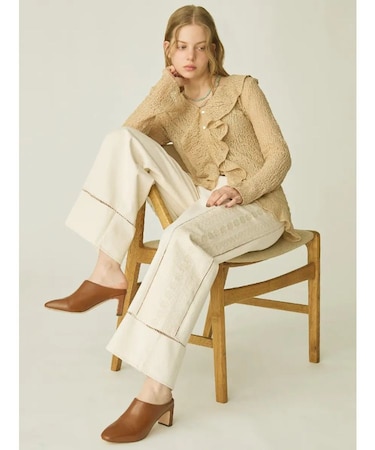 ラッフルフリルレースブラウス