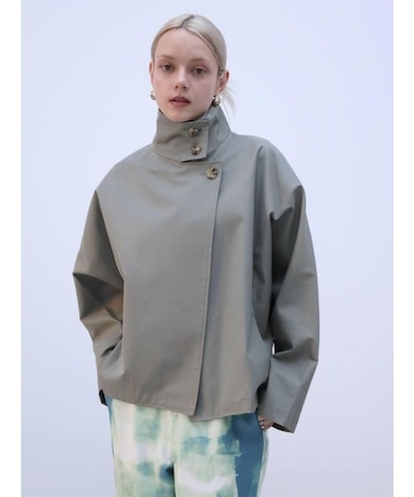 スタンドカラーショートトレンチコート