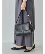 フェイクレザーフラップハンドバッグ