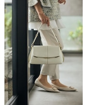 フェイクレザーフラップハンドバッグ