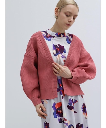 ボリュームスリーブ刺繍ロゴニットカーディガン