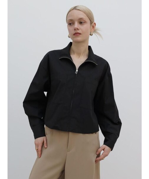 スタンドネックジップアップシャツ